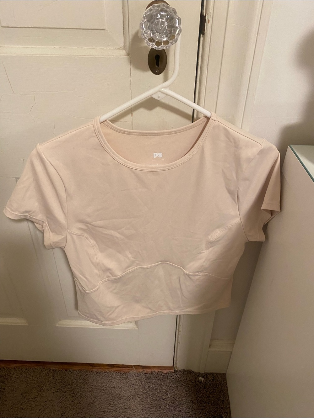 Like New Beige Short Sleeve Cropped Workout Top